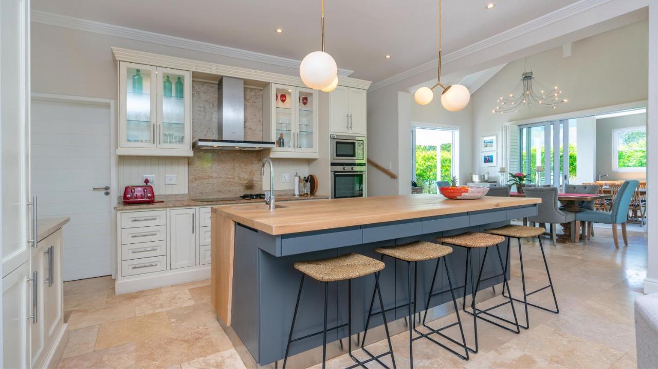 Villa Narnia On Thesen Island Knysna Esterno foto